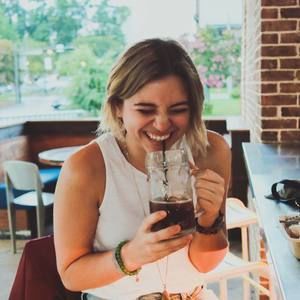 Meet your Posher, Jess